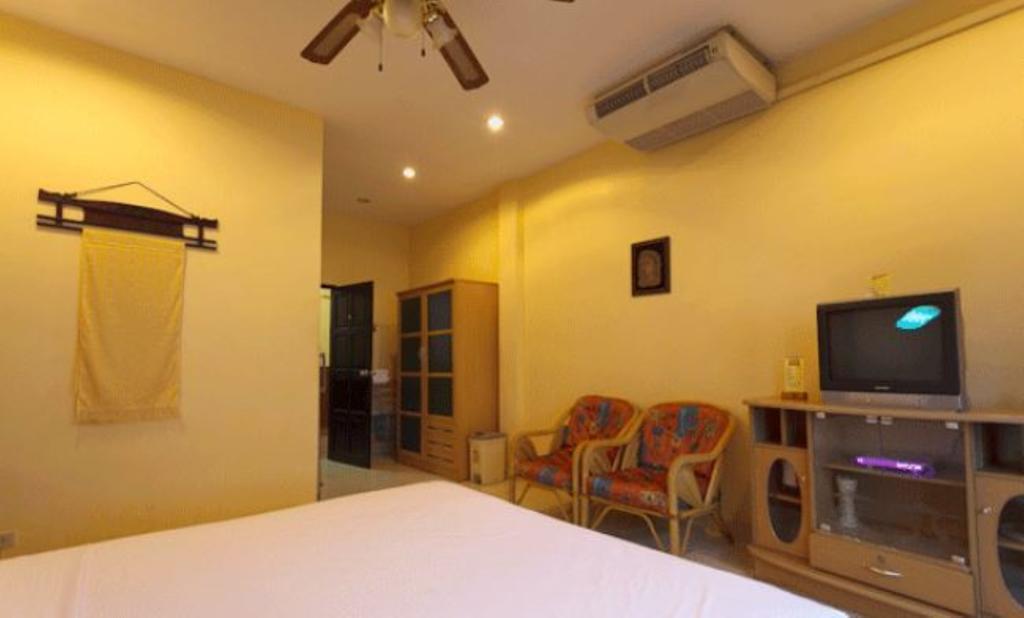 Metro Apartments Pattaya Room photo