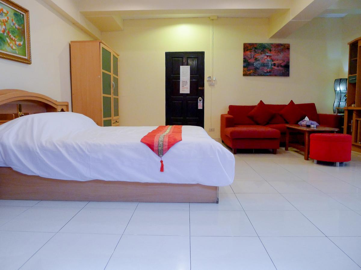 Metro Apartments Pattaya Exterior photo